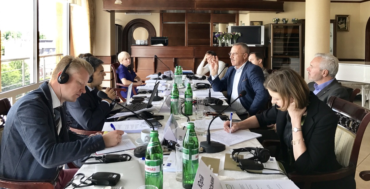 Experts from International IDEA and Centre for Policy and Legal Reforms discuss institutional design options for semi-presidential system of governance, Kiev, Ukraine, 10 July 2017. Photo credit: International IDEA.